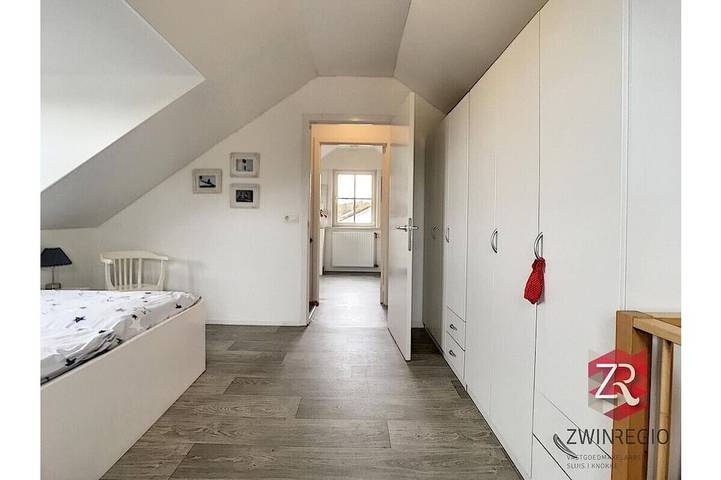 Mooi ingericht huis, direct aan zee. Binnen 1 minuut met uw voeten in het zand. in Zeeuwse Kust
