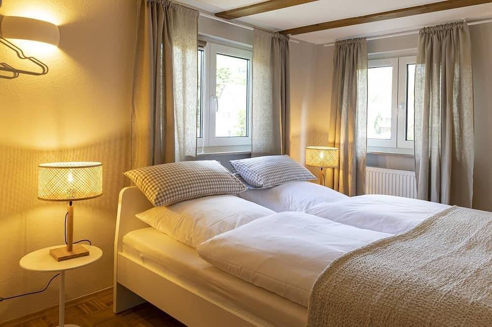Ferienhaus Pure Jagst, Traum-Lage am Fluss mit Kaminzimmer und Infrarot-Wärmekabine in Langenburg, Hohenlohe