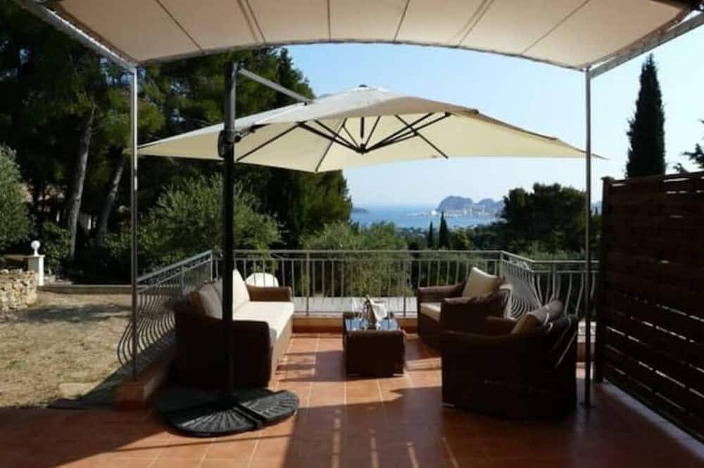Grande Villa vue sur mer Piscine in Ceyreste, Marseille und Umgebung