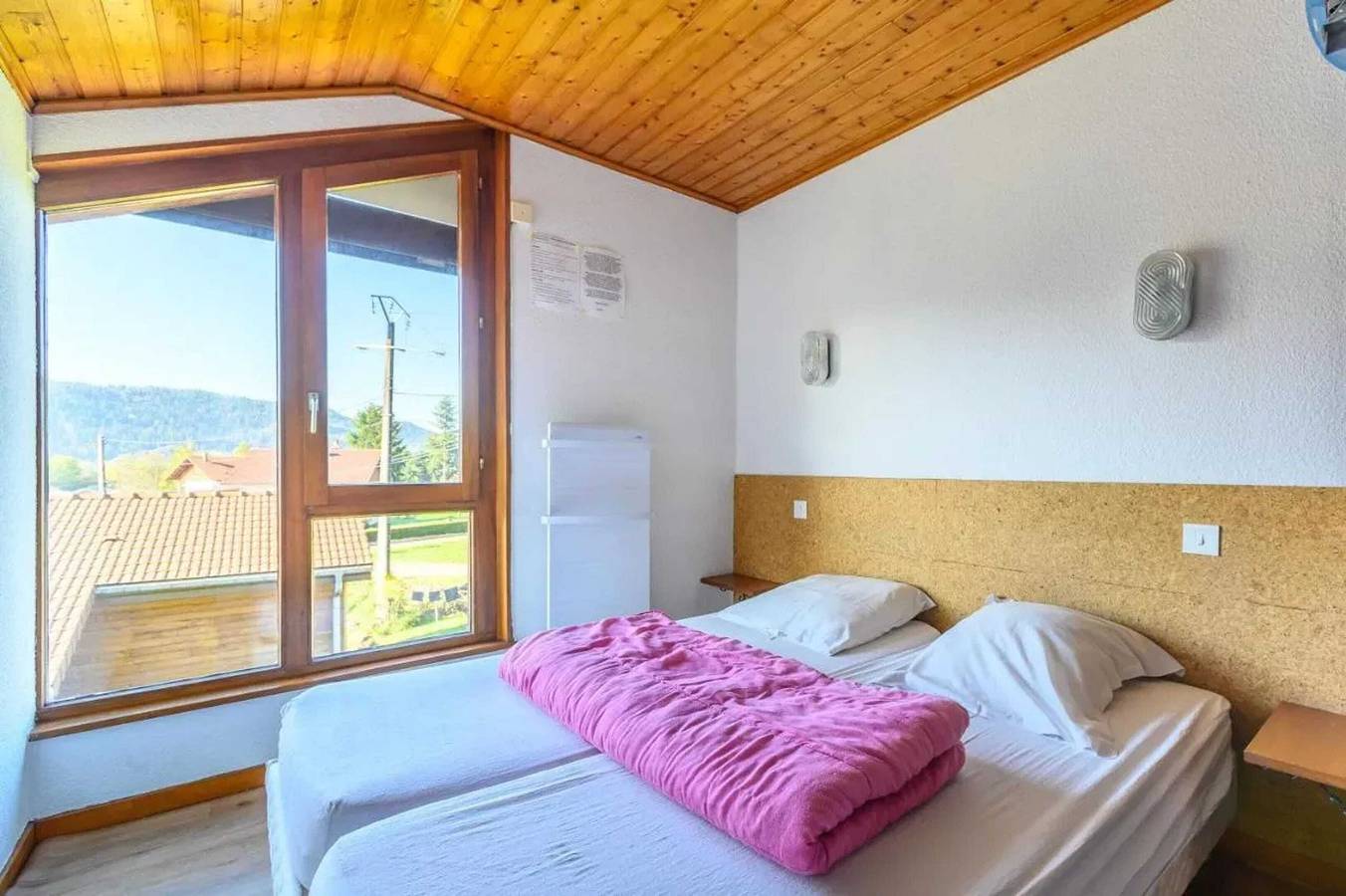 Entire apartment, Charming Apartment in Vagney of 56 m² with Mountain View. in Vagney, Parc naturel régional des Ballons des Vosges