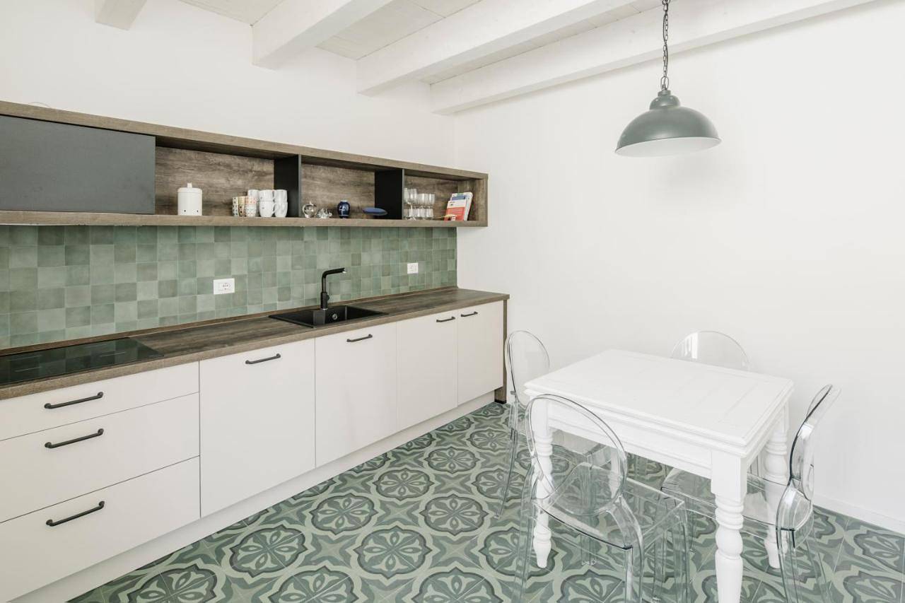 Altamarea - Luce, spazi ampi e comfort al centro del paese in Carloforte, Provincia di Carbonia-Iglesias