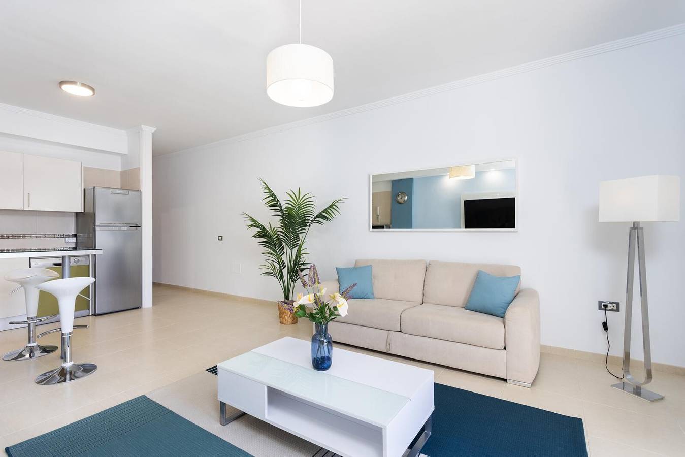 Vacation Home 'Brisa - Armonía Park, Bajamar' with Mountain View, Wi-Fi & Air Conditioning in Bajamar, San Cristóbal de La Laguna