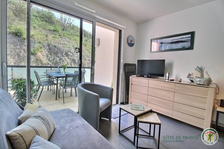 Gîte pour 2 personnes, avec jardin à Pléneuf-Val-André - 2