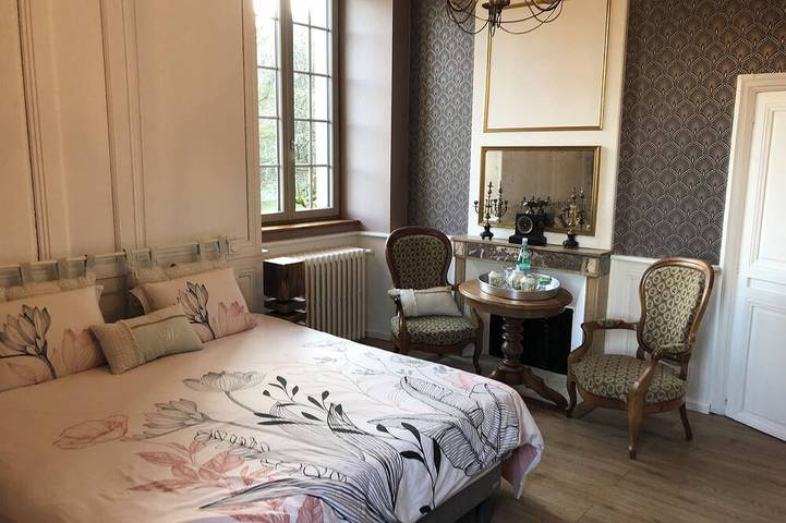 Herrenhaus, komplett renoviert auf privatem Anwesen mit Spa in Beaumotte-Aubertans, Haute-Saône