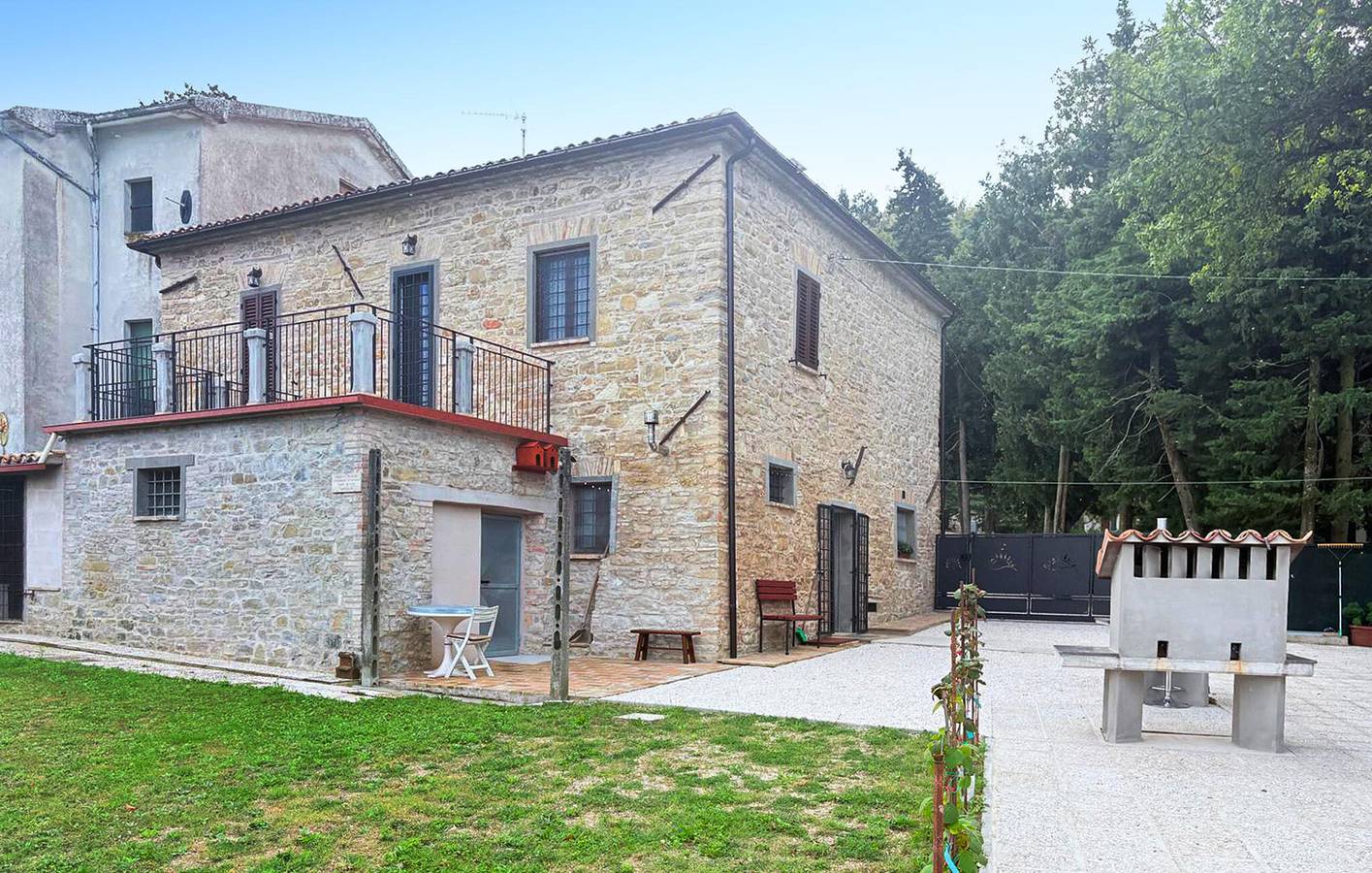 Vakantiehuis voor 8 personen met terras in Cingoli, Provincie Macerata