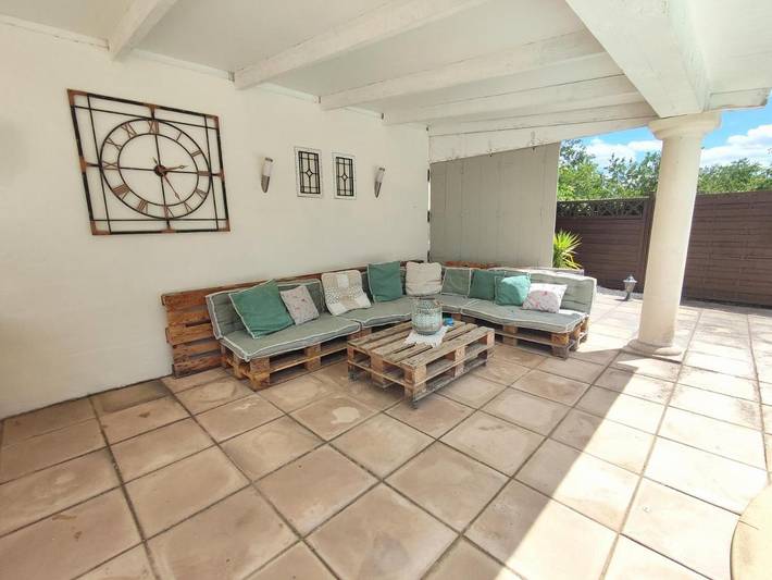 Location de vacances pour 6 personnes, avec jardin ainsi que piscine et jacuzzi à Montaren-et-Saint-Médiers - 2