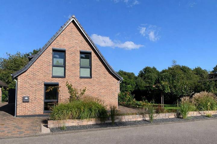 Ferienhaus für 8 Personen, mit Terrasse und Garten sowie Ausblick in der Lübeck - 2