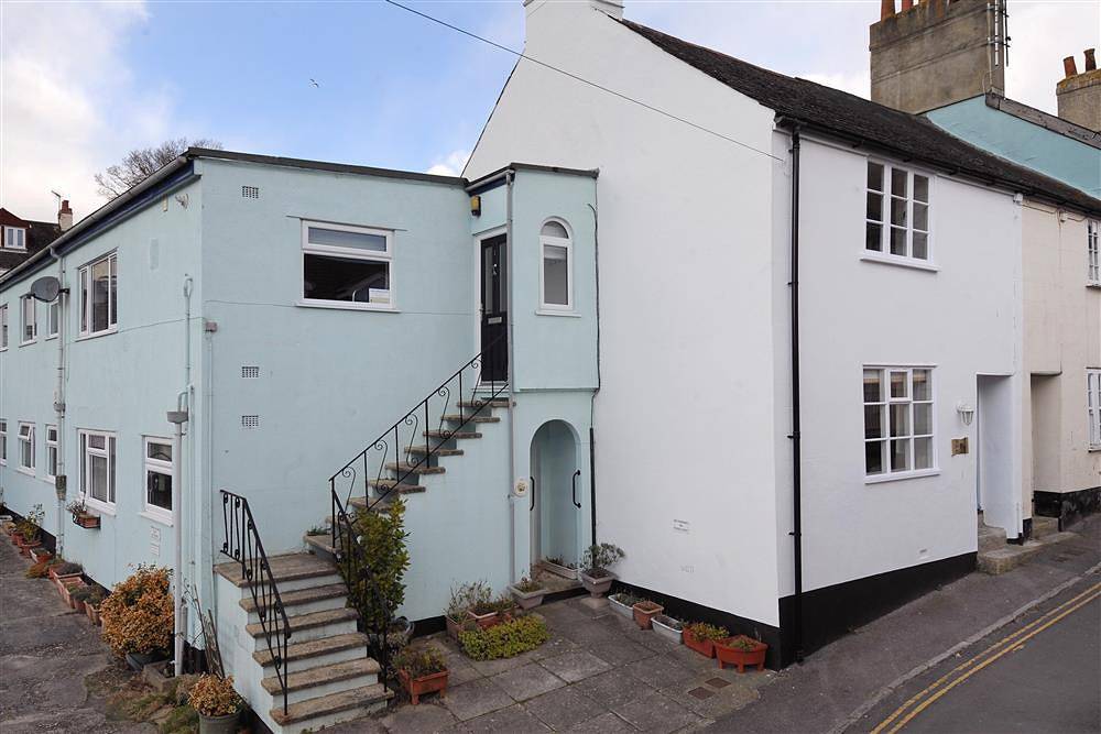 Entire apartment, 2 Mill Green Court in Lyme Regis, Dorset
