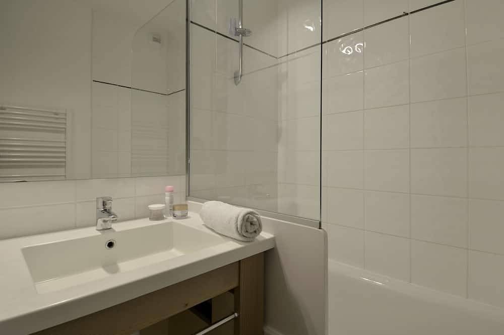 Ganze Wohnung, 4/5 person apartment at the foot of the slopes Belle Plagne in Belle Plagne, La Plagne-Tarentaise