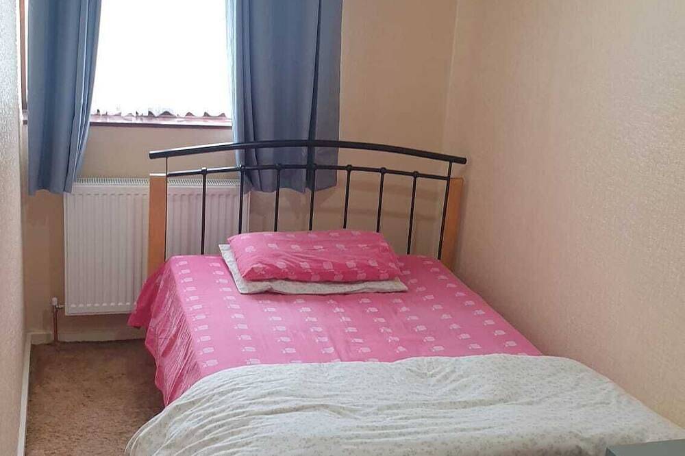 Double Private Room in Harlow near Stansted Airport  in Harlow, Essex