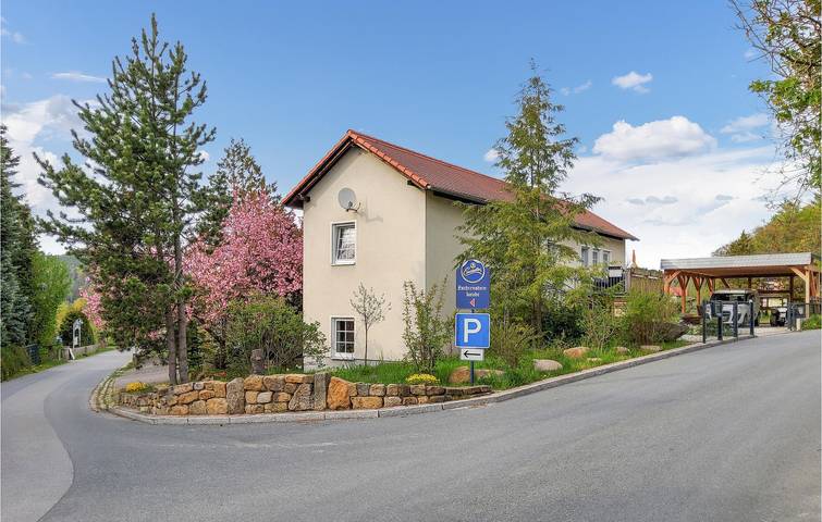 Ferienwohnung für 6 Personen, mit Terrasse und Garten in Reinhardtsdorf-Schöna