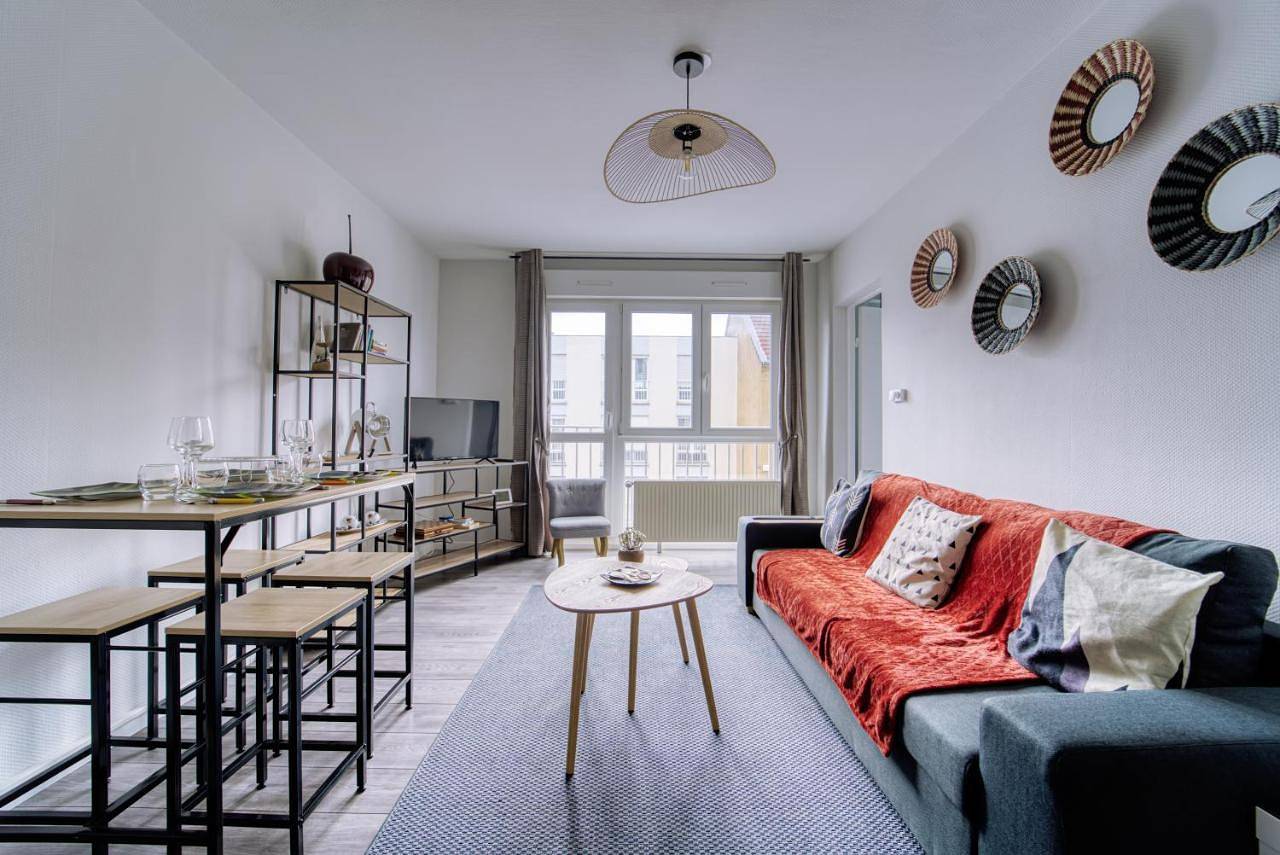 Appartement entier, La Balastiere Metz Luxembourg Wifi Un-Séjour-à-Part in Hagondange, Metz-Campagne