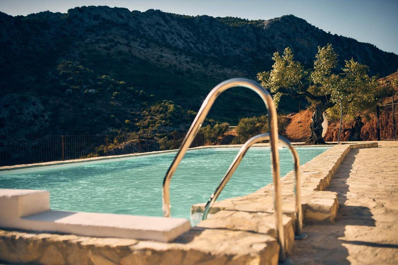 Hotel para 2 personas con jardín in Benaoján, Provincia de Málaga