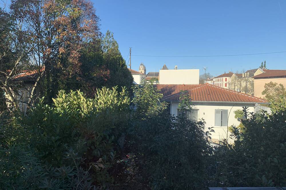 Grand T2/3, au Cœur de Dax, Avec Terrasse in Dax, Dax region