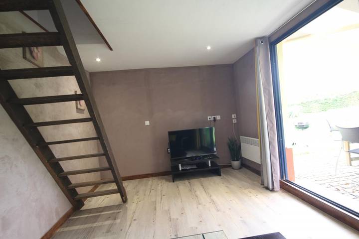 Gîte pour 5 personnes, avec jardin à Thérouldeville