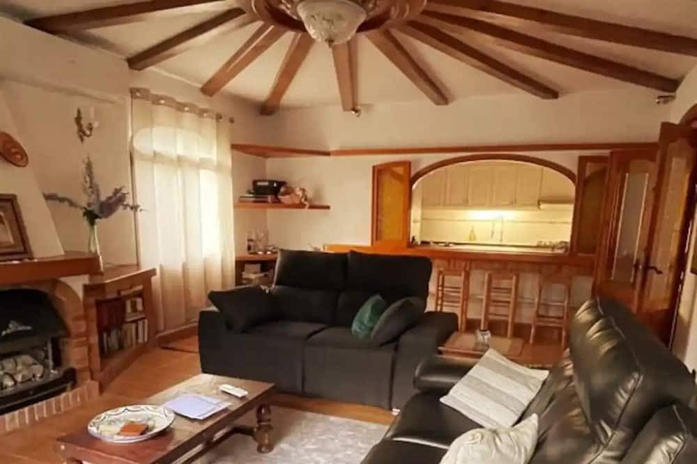 Villa Gan Eden a gem in a privileged environment in La Drova, Barx