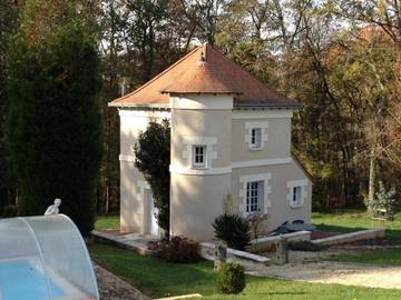 Gîte pour 2 personnes, avec terrasse et jardin à Angé