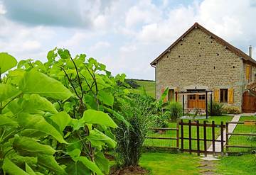 Chambre d’hôte pour 2 personnes, avec jacuzzi ainsi que sauna et jardin à Uchon