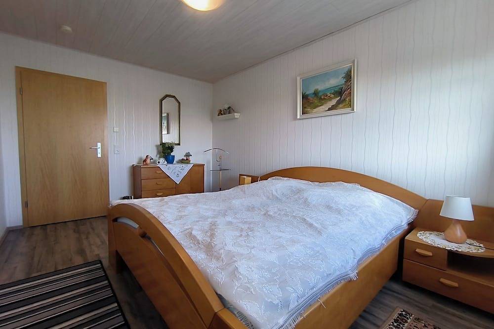 Ganze Wohnung, Ferienwohnung 1 - Petersen: Ferienhof mit toller Gastfreundschaft in Großenwiehe, Grünes Binnenland