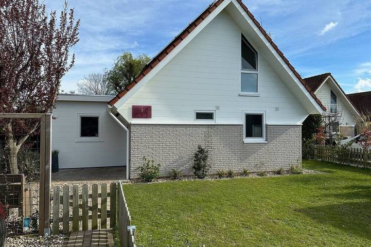 Ferienhaus für 6 Personen, mit Whirlpool und Pool sowie Garten - 1