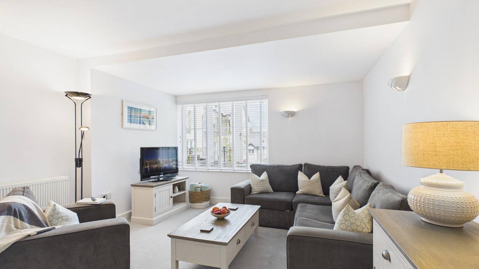 Entire apartment, Minarvon - 2 Bedroom Apartment - Saundersfoot in Saundersfoot, Pembrokeshire