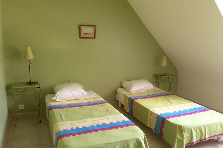 Location de vacances pour 11 personnes, avec terrasse et jardin dans Plage de Lanséria - 2