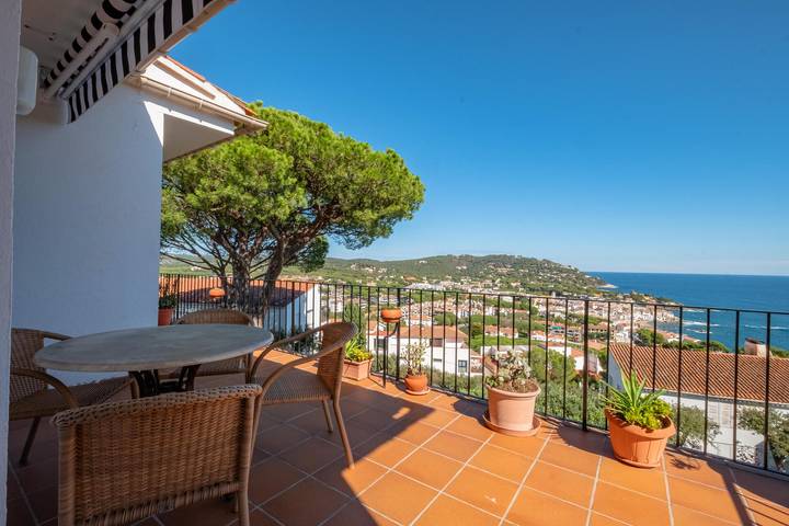 Appartement entier, Bj-5 Appartement avec fantastique vue sur la mer in Calella de Palafrugell, Palafrugell