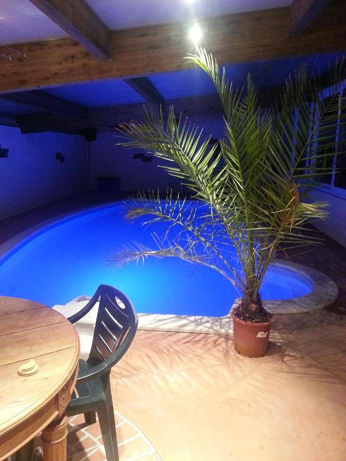 Villa with Private Pool in Les Auxons, Doubs