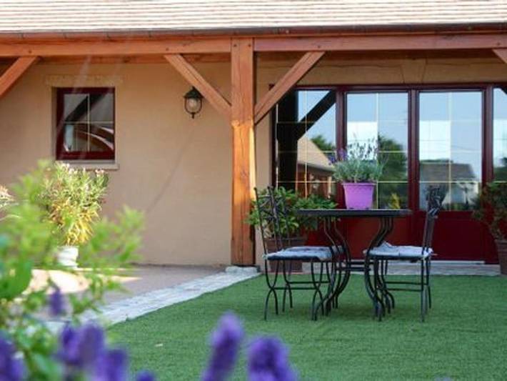 Location de vacances pour 6 personnes, avec terrasse, animaux acceptés à Pouligny-Notre-Dame - 3