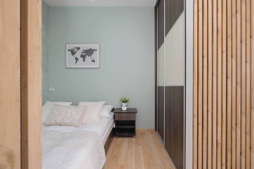 Entire apartment, Cosy Studio with Garden | Parking | Fan in Warsaw, Masovia