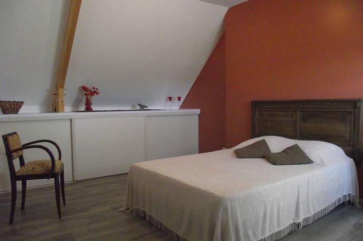 Gite Eugène, 800m from the beach in Pirou, garden, terrace, wifi, wood stove in Pirou, Coutances und Umgebung