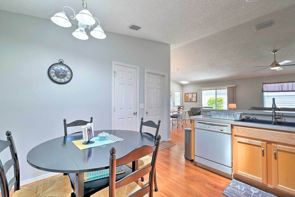 Neu! Florida Home w / unbegrenzte Golf, Pools und mehr! in The Villages, Sumter County