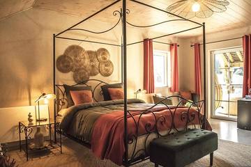 Maison d’hôte pour 2 personnes, avec jardin et terrasse ainsi que sauna et vue à Saint-Hubert