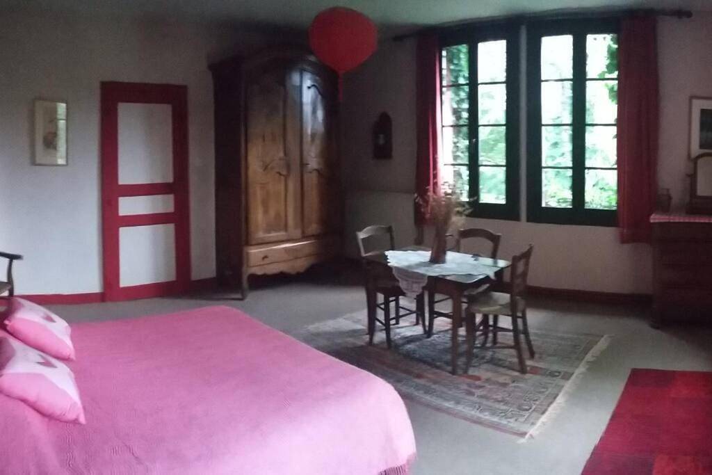 Appartement entier, Maison grande piscine près Montauban 82 Quercy in La Salvetat-Belmontet, Tarn-et-Garonne