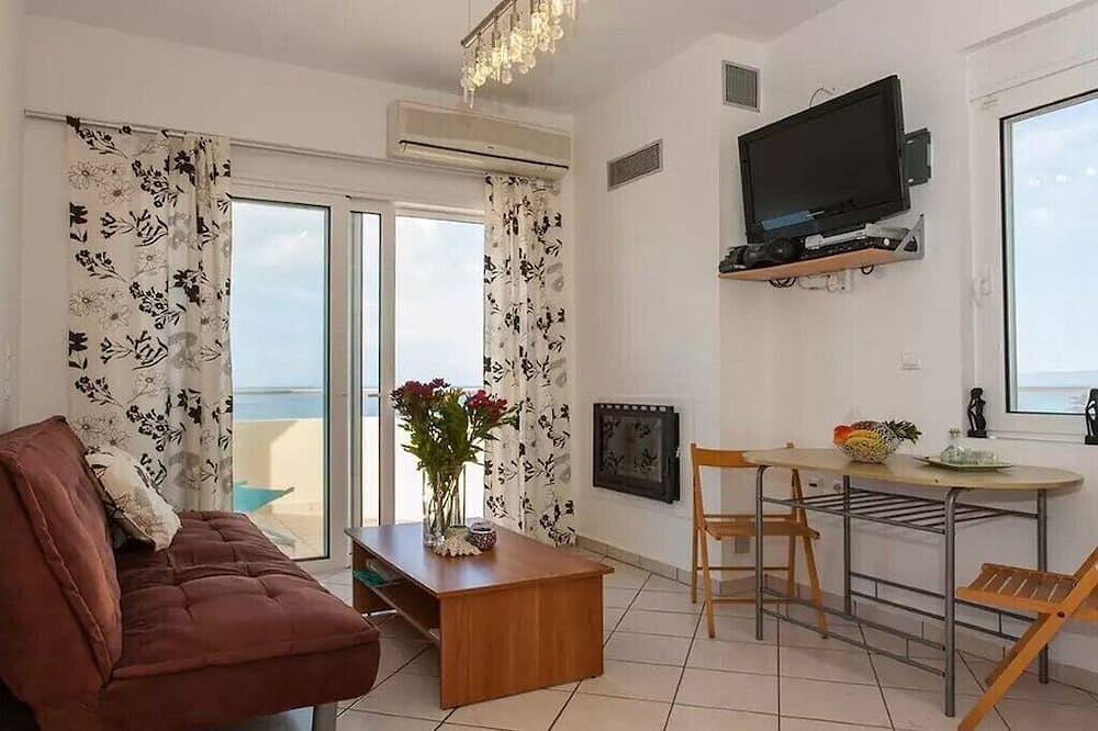 Blue Villas - Blue Villa 1 & 2 in Kato Stalos, Agia Marina