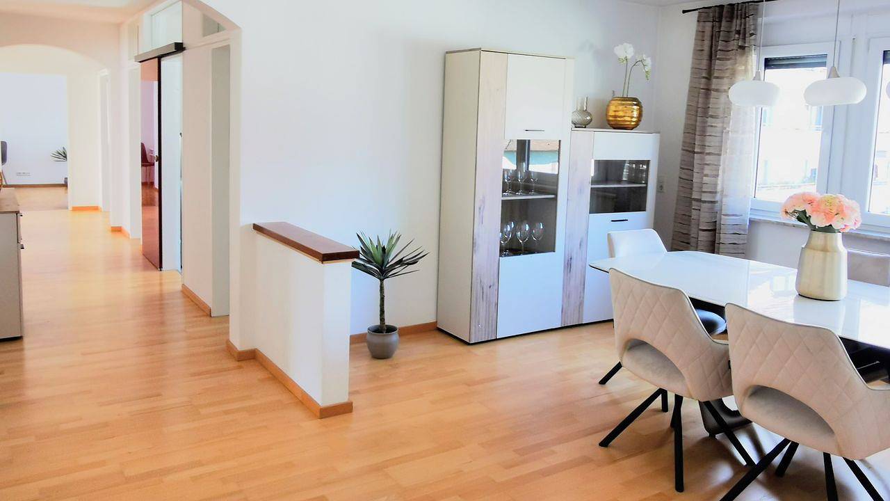 Ganze Ferienwohnung, Ferienwohnung für 6 Personen (140 m²) in Friedrichshafen in Friedrichshafen, Region Bodensee-Oberschwaben