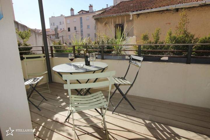 Gîte pour 4 personnes, avec jardin dans Theatre Galli Sanary Sur Mer - 3