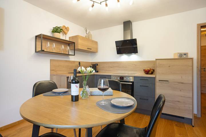 Appartement entier, Appartement « Einklang » avec vue sur la montagne, balcon et Wi-Fi in Krün, Alpes bavaroises