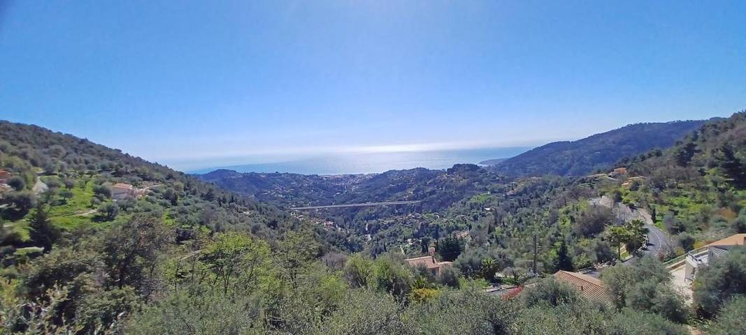 Location de vacances pour 4 personnes, avec vue et jardin à Sainte-Agnès - 4