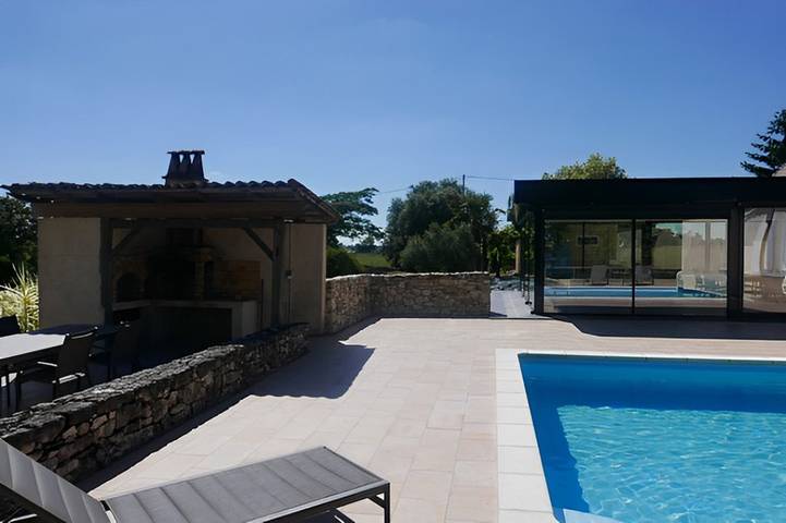 Location de vacances pour 6 personnes, avec terrasse ainsi que piscine et jardin à Pomport - 3