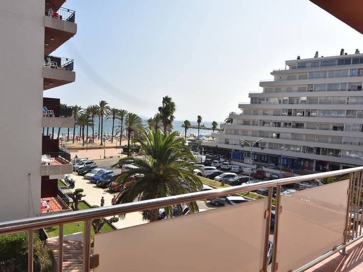 Gîte pour 6 personnes, avec terrasse, animaux acceptés dans Platja Santa Margarita Rosas - 4