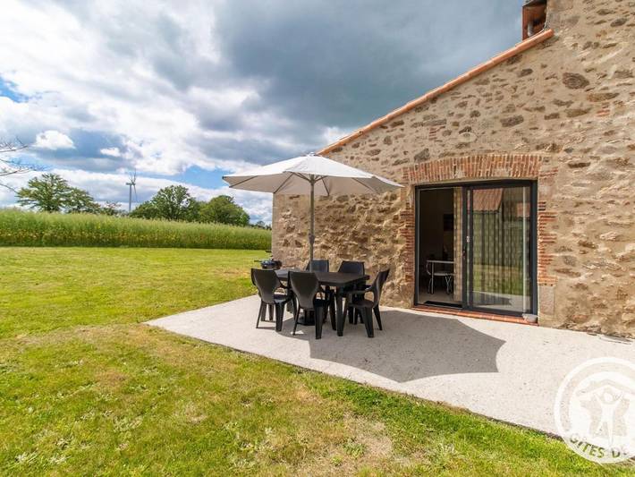 Location de vacances pour 4 personnes, avec Terrasse dans Saint-Christophe-du-Bois