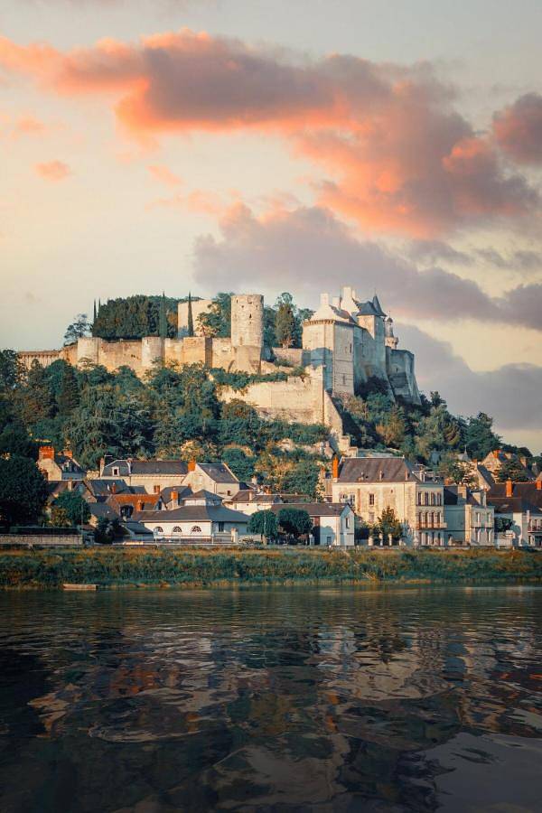 Location de vacances pour 28 personnes, avec jardin et piscine à Lémeré - 3