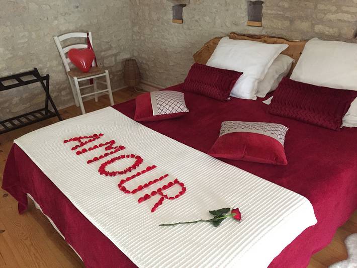 Location de vacances pour 2 personnes, avec terrasse et jacuzzi à Aumagne - 4