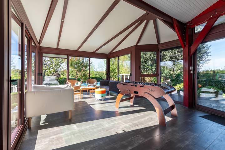 Location de vacances pour 10 personnes, avec jardin ainsi que piscine et terrasse à Niort - 2