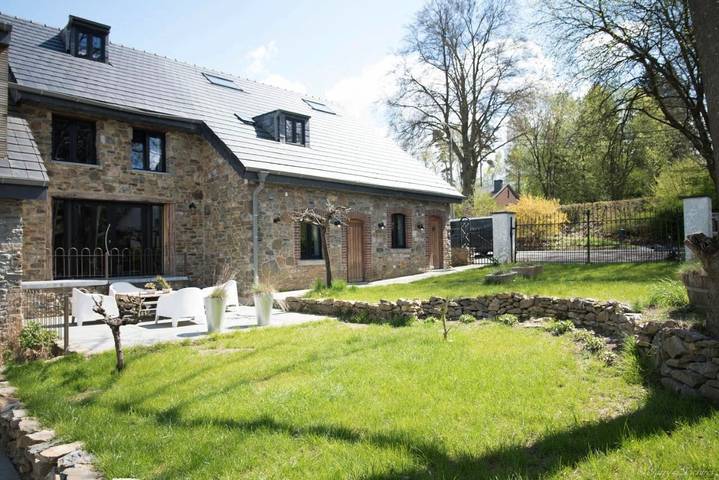 Chambre d’hôte pour 15 personnes, avec Terrasse ainsi que Jardin et Vue à Spa