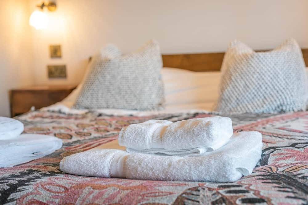 2 Bed in Tregurrian, Watergate Bay (oc-m42749) in Watergate Bay, Newquay