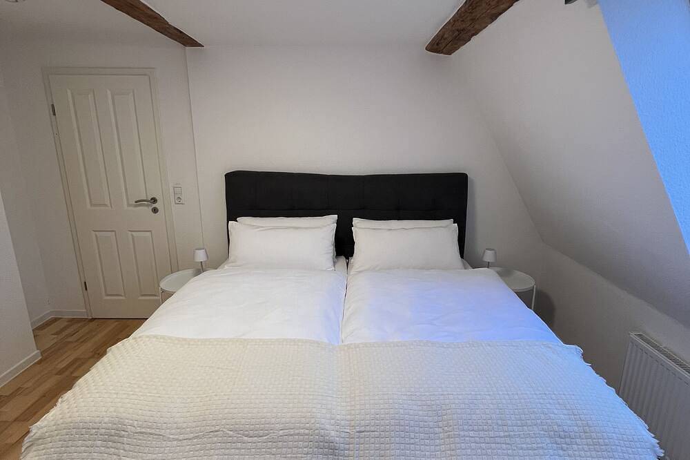 Ganze Wohnung, Ludwigshome: Im Zentrum mit Balkon | Smarttv in Ludwigsburg, Landkreis Ludwigsburg