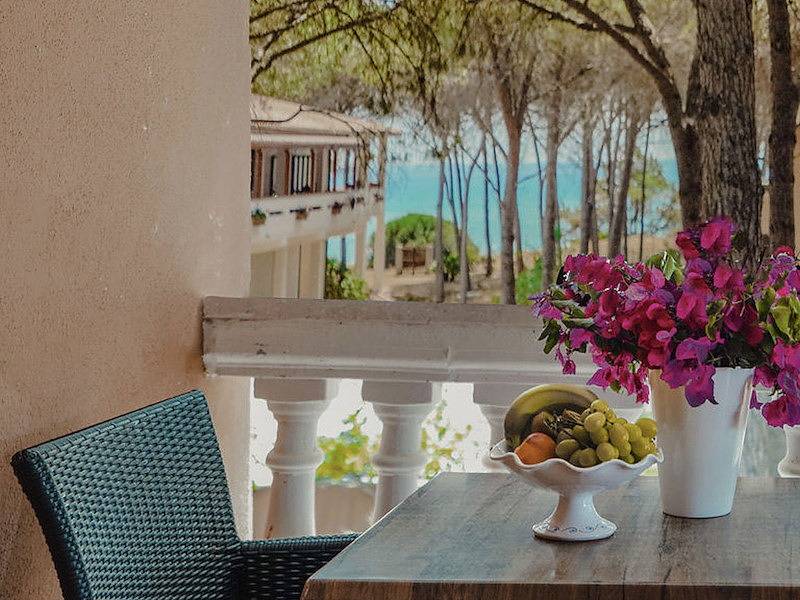 Casa vacanza per 24 persone con balcone/terrazza in Cala Ginepro, Orosei