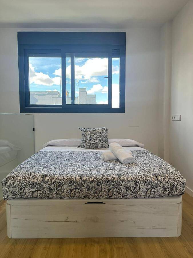 Apartamento de vacaciones para 4 personas, con terraza y piscina - 1